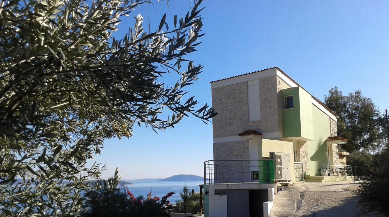 Villa Πέτρα, Ελιά Και Λεβάντα Tolón Esterno foto
