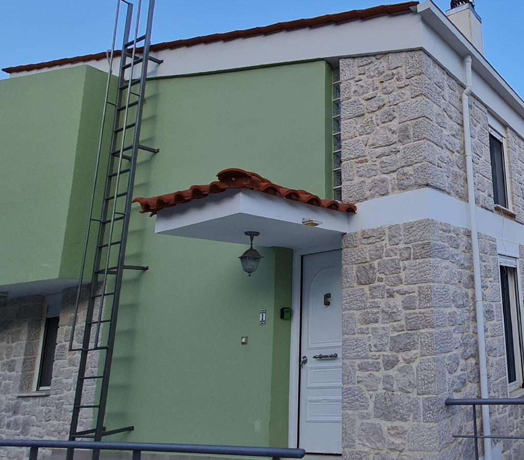 Villa Πέτρα, Ελιά Και Λεβάντα Tolón Esterno foto