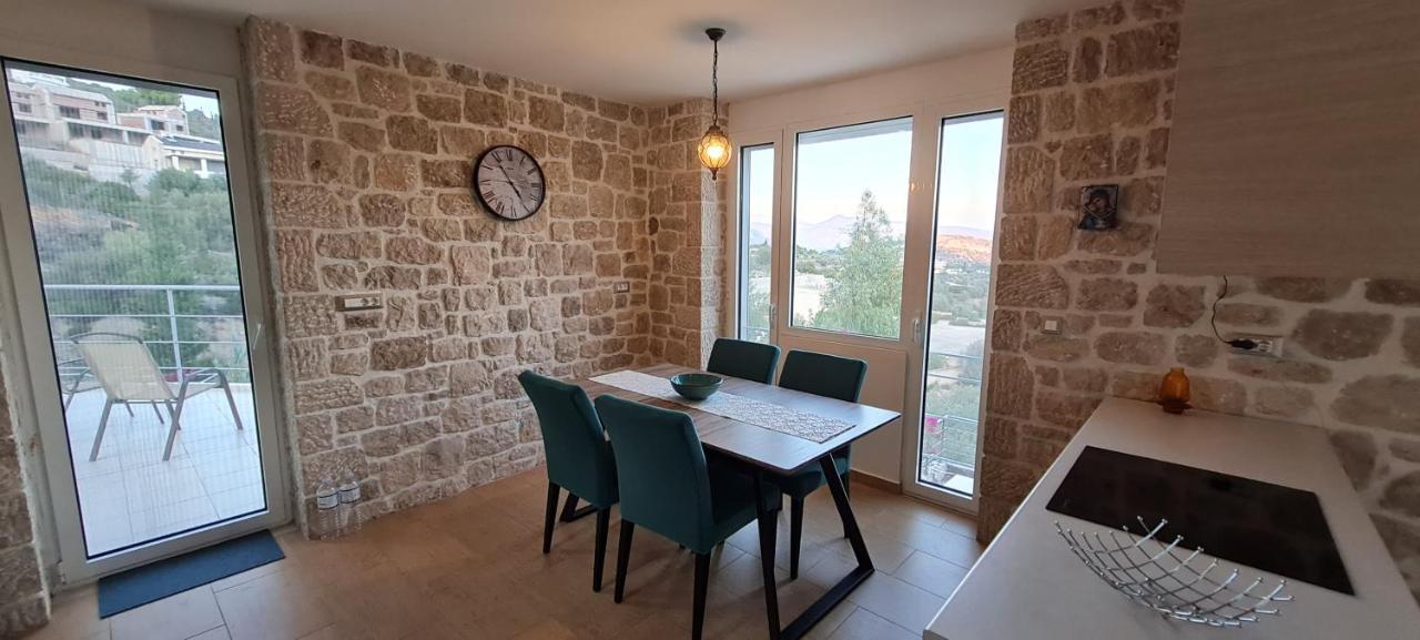 Villa Πέτρα, Ελιά Και Λεβάντα Tolón Esterno foto