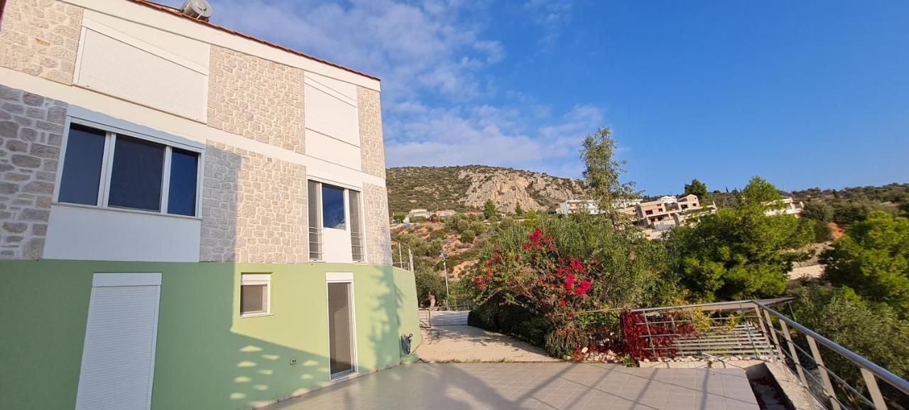Villa Πέτρα, Ελιά Και Λεβάντα Tolón Esterno foto