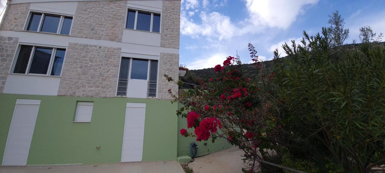 Villa Πέτρα, Ελιά Και Λεβάντα Tolón Esterno foto